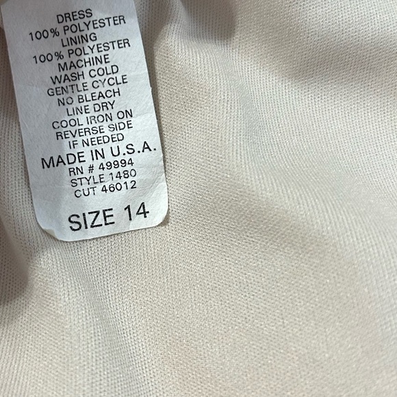 R&M Richards Plus Size Floral Chiffon Shift Dress - Picture 8 of 8